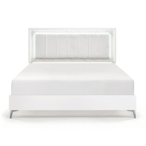 California King Bed 2457K-1CK*