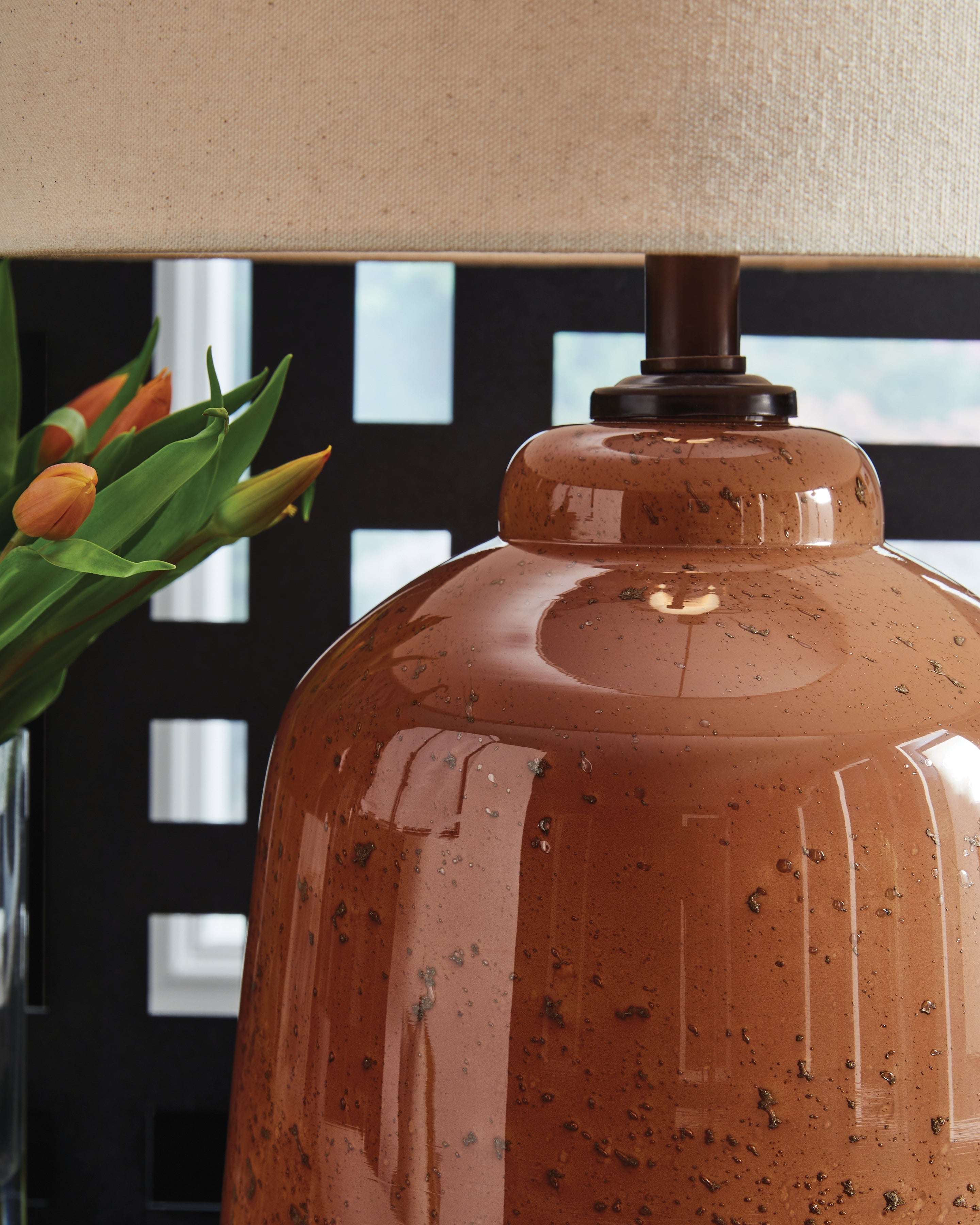 Aaleahya Rust Glass Table Lamp (1/CN)