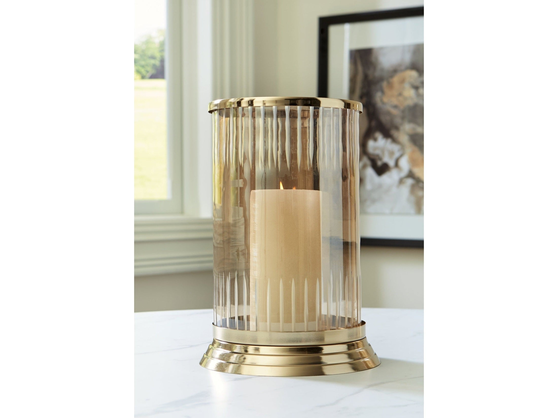 Aavinson Gold Candle Holder