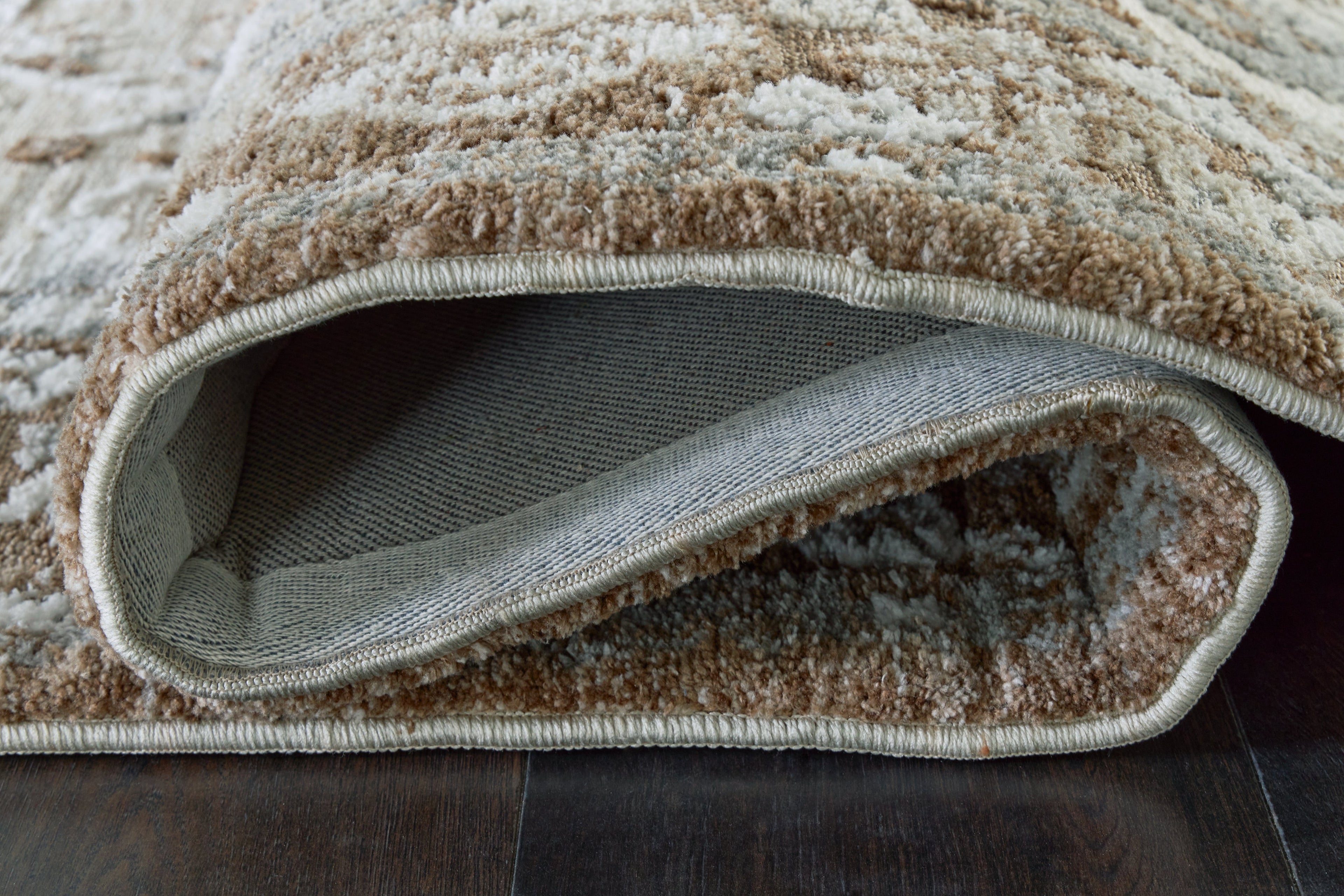 Ainswick Brown/Beige/Gray Memory Foam Medium Rug