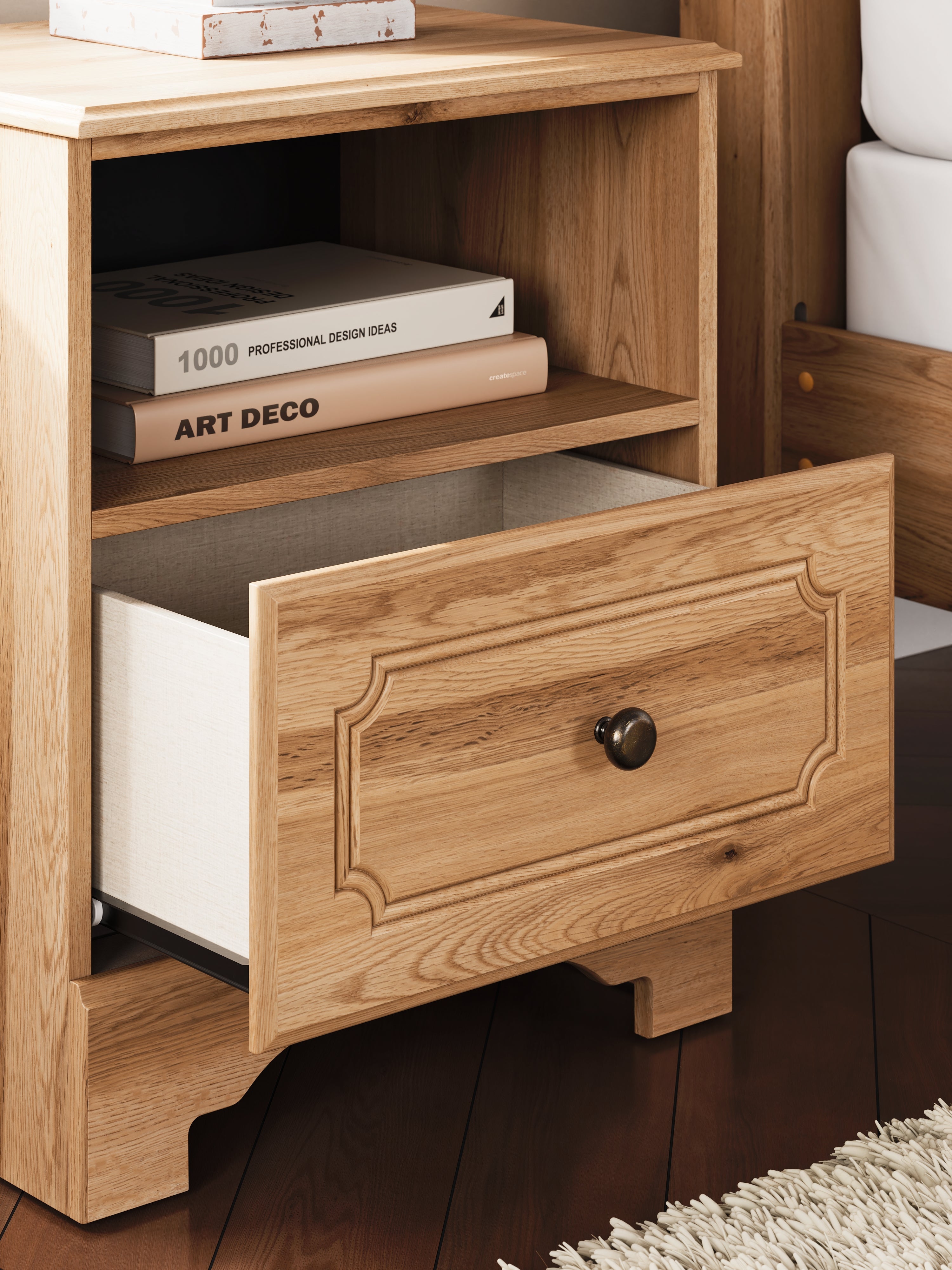 Aleaport Warm Queen Panel Bed, Dresser, Mirror and Nightstand, Brown