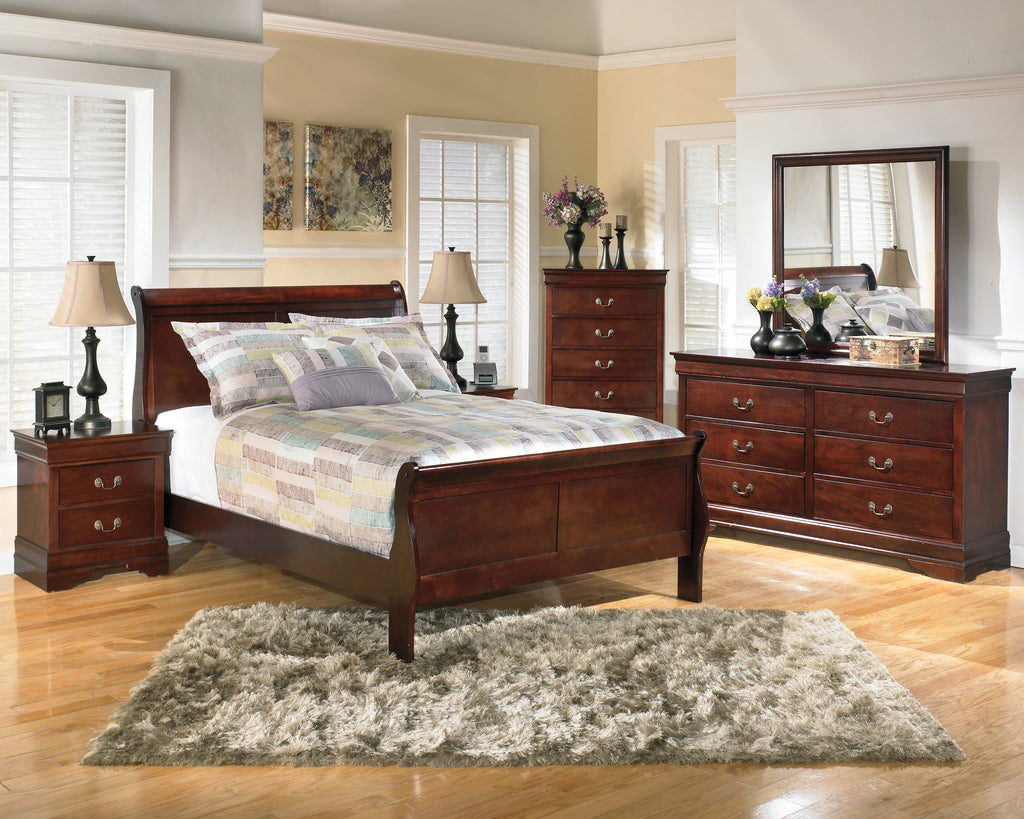 Alisdair Reddish Brown Full Sleigh Bed