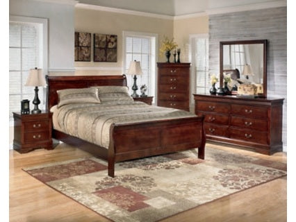 Alisdair Reddish King Sleigh Bedroom Set, Brown