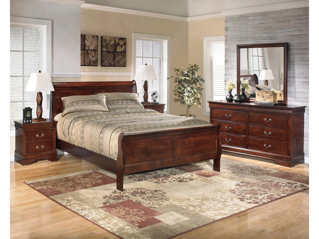 Alisdair Reddish Queen Sleigh Bedroom Set, Brown
