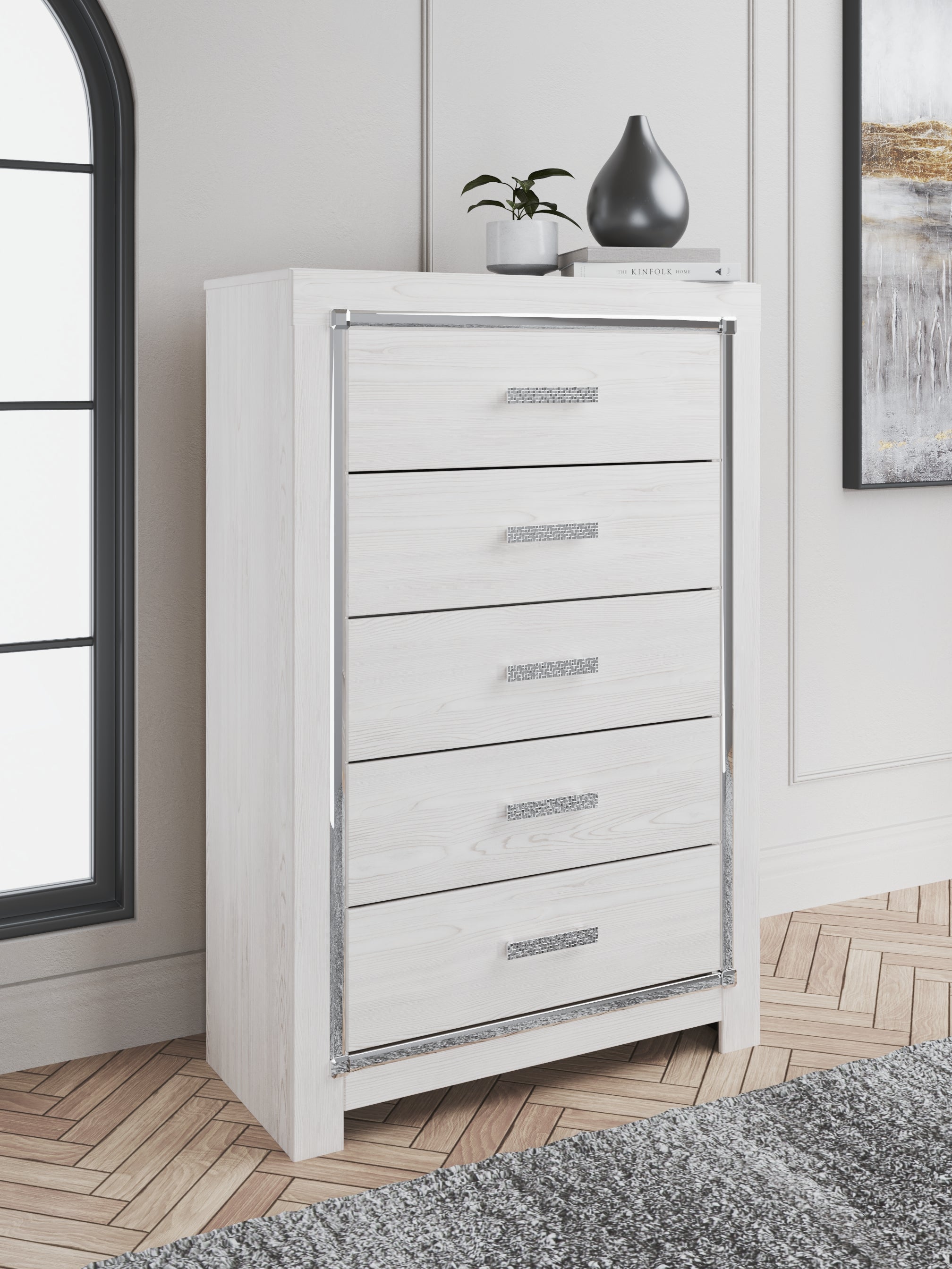 Altyra White Queen Storage Bedroom Set with Dresser and Chest