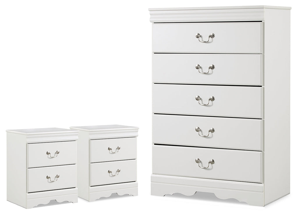 Anarasia White Chest and 2 Nightstands