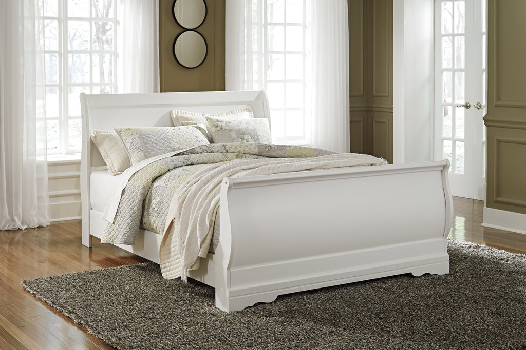 Anarasia White Queen Sleigh Bedroom Set with Dresser