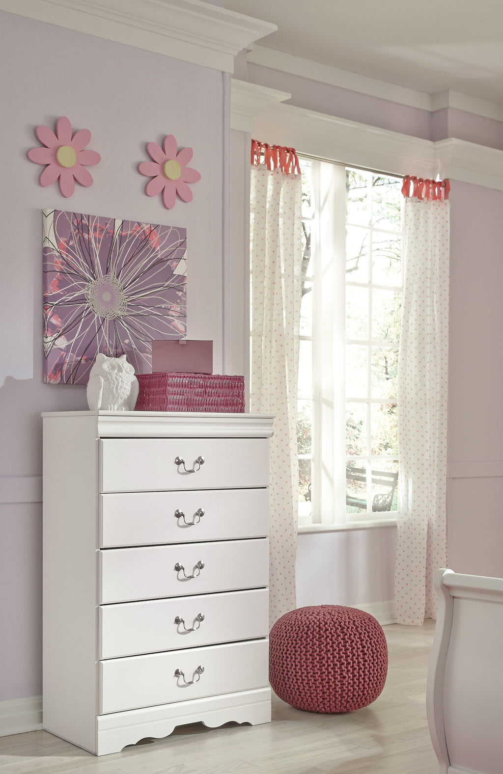 Anarasia White Twin Sleigh Bedroom Set with Chest and 2 Nightstands