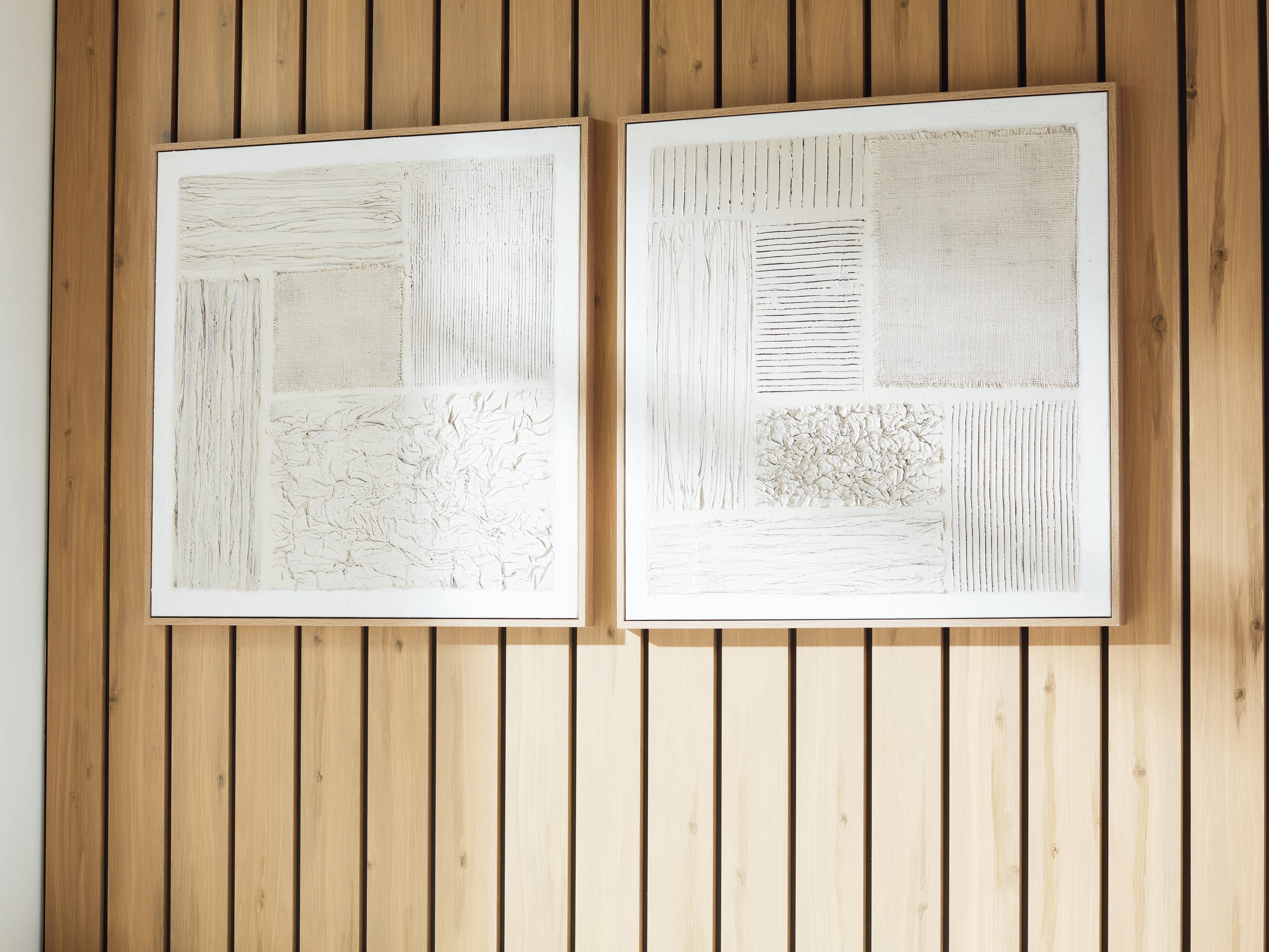 Andorfield Beige/Black/White Wall Art (Set of 2)