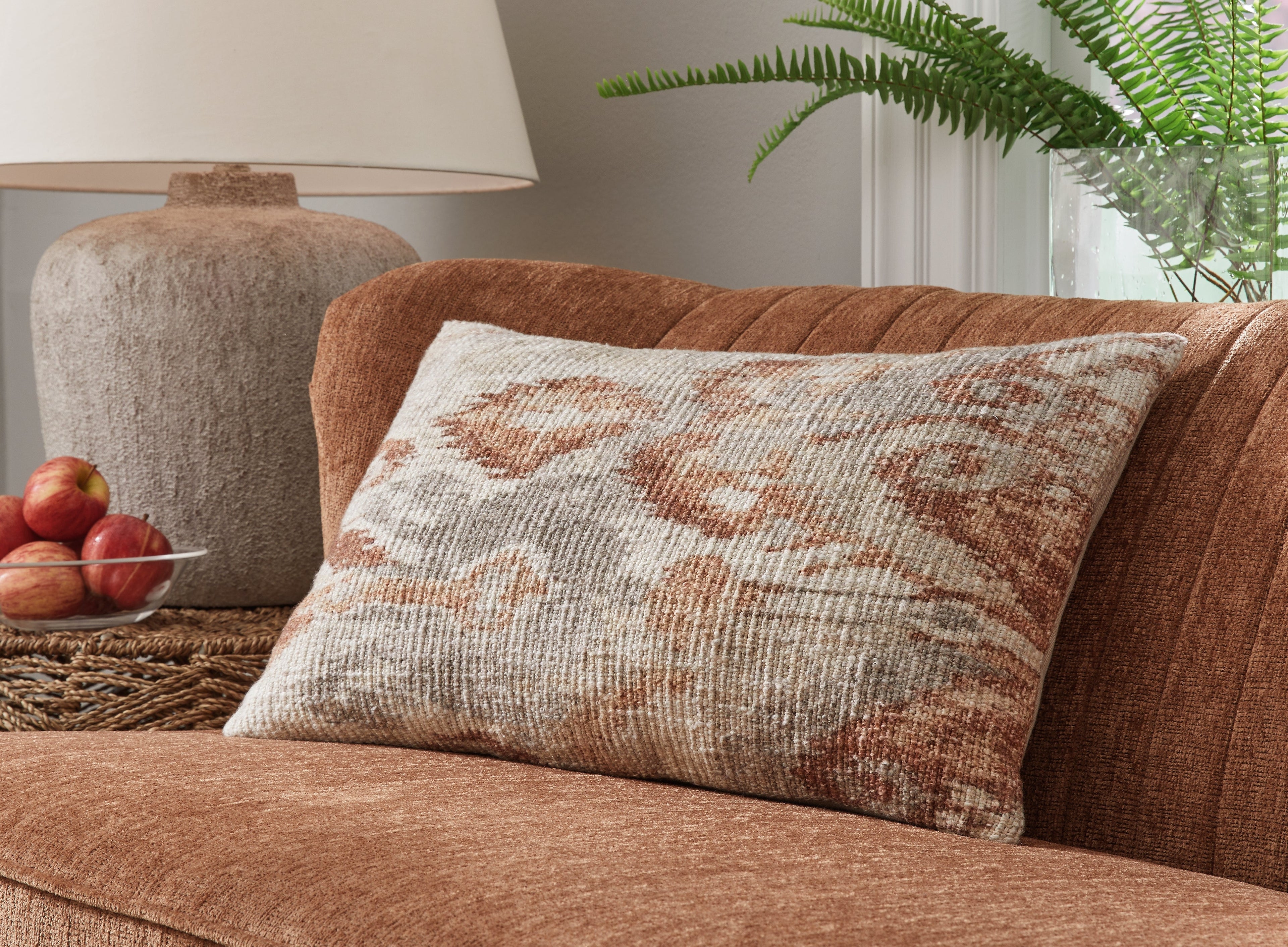 Aprover Rust/Gray/White Pillow