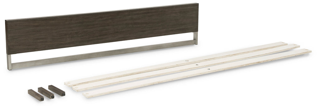 Arkenton Grayish Brown King Panel Bed, Dresser and Mirror