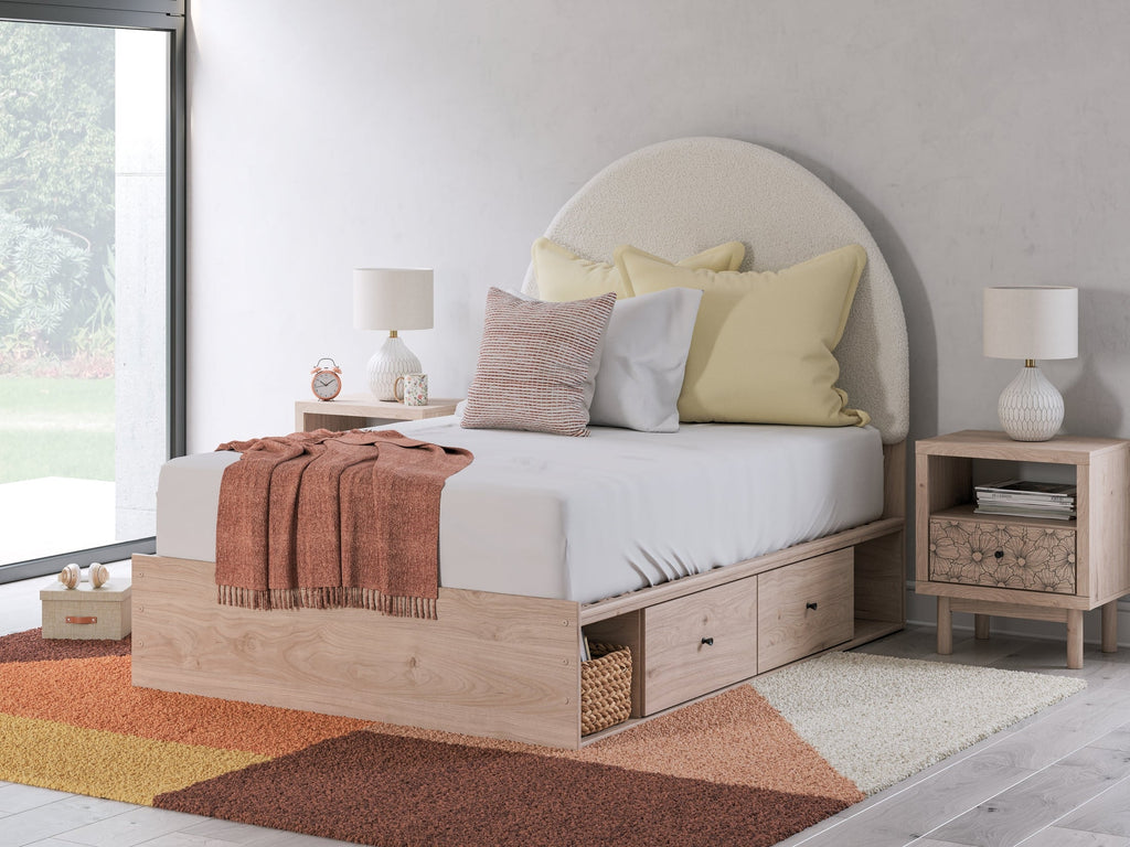 Arloster Tan/White Full Upholstered Panel Bed w/2 Under Bed Storage
