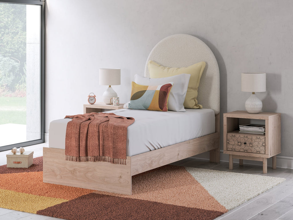 Arloster Tan/White Twin Upholstered Panel Bed