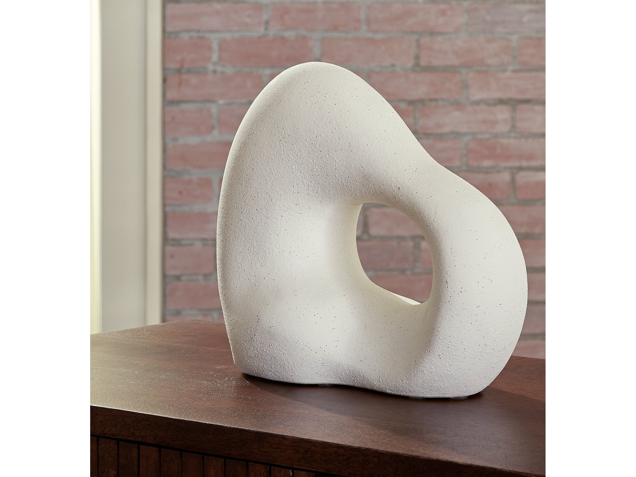 Arthrow Off White Sculpture (11"H)