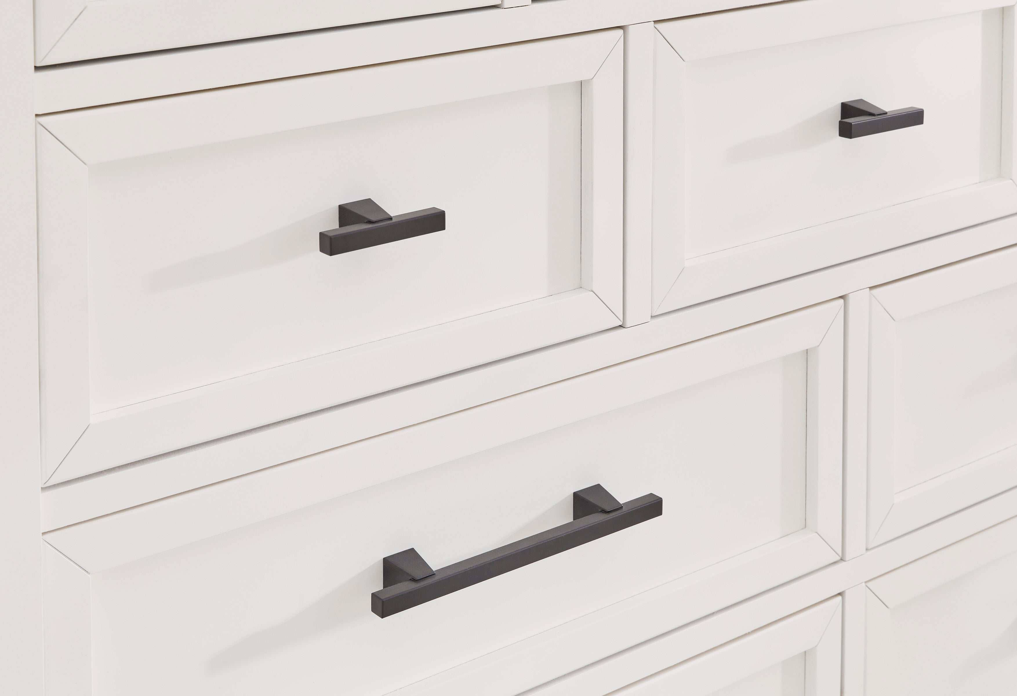Ashbryn White/Natural Queen Panel Storage Bedroom Sets