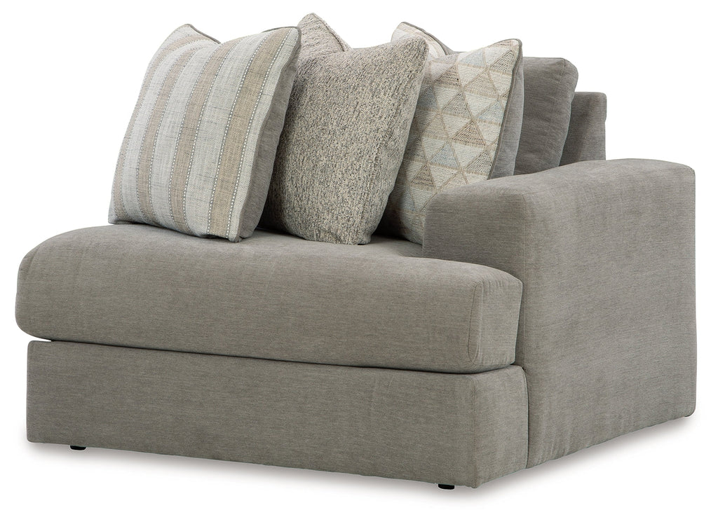 Avaliyah Ash 4-Piece Sectional and Oversized Accent Ottoman