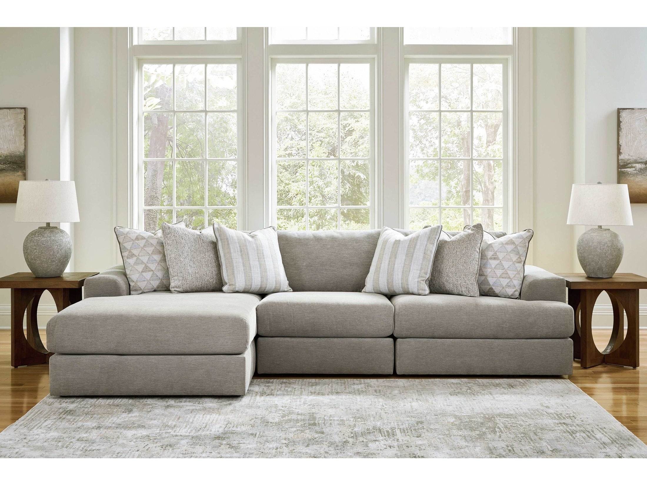 Avaliyah Ash Gray Chenille 3pc LAF Chaise Sectional