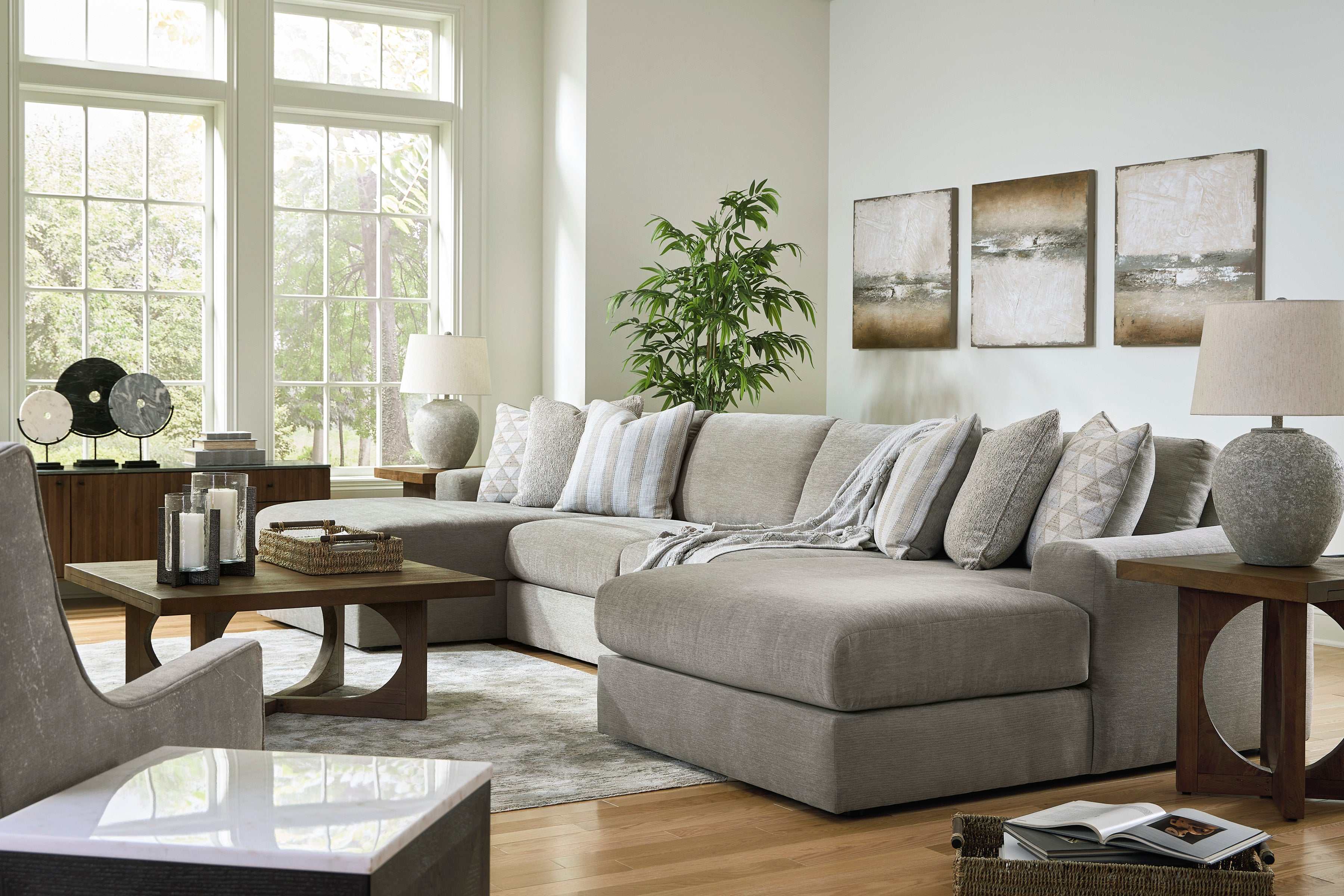 Avaliyah Ash Gray Chenille 4pc "U" Shape Double Chaise Sectional