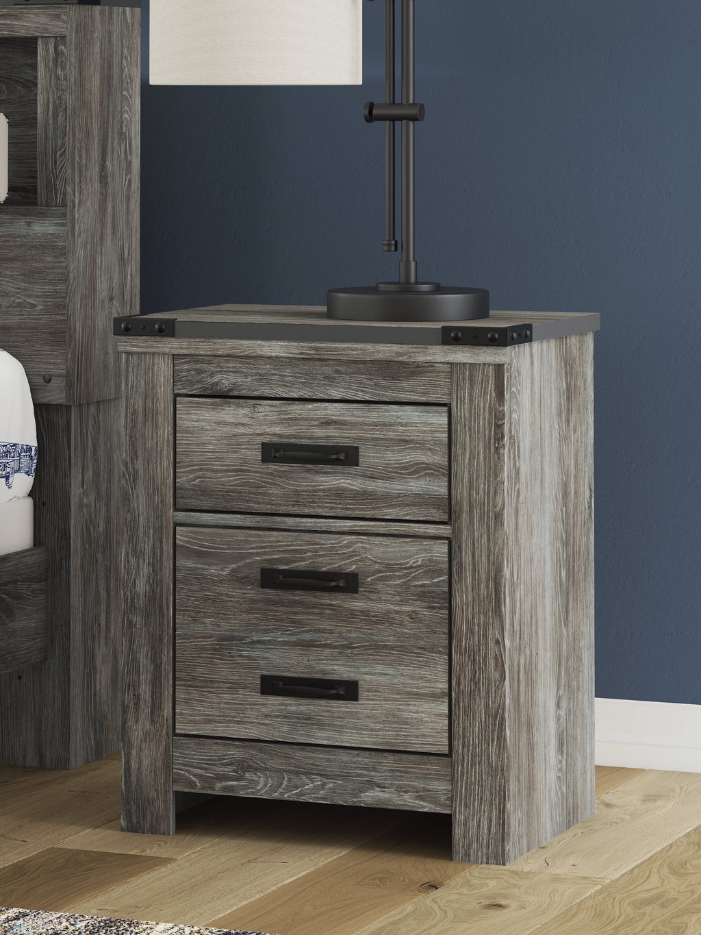 Frandern Queen Panel Bed, Dresser, Mirror, Chest and 2 Nightstands, Gray