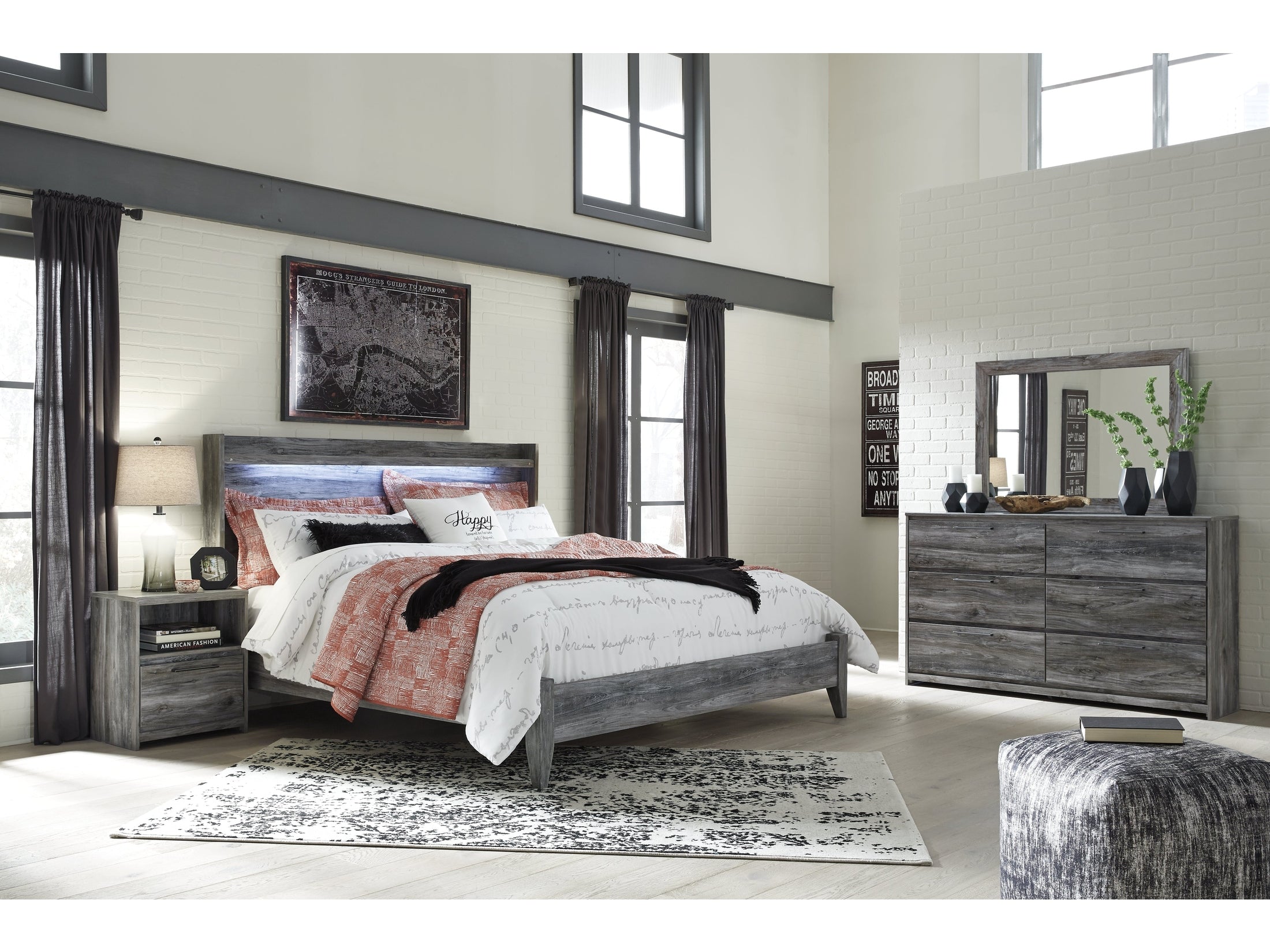 Baystorm King Panel Bedroom Set, Gray