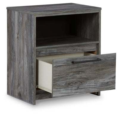 Baystorm Queen Panel Storage Bedroom Set, Gray
