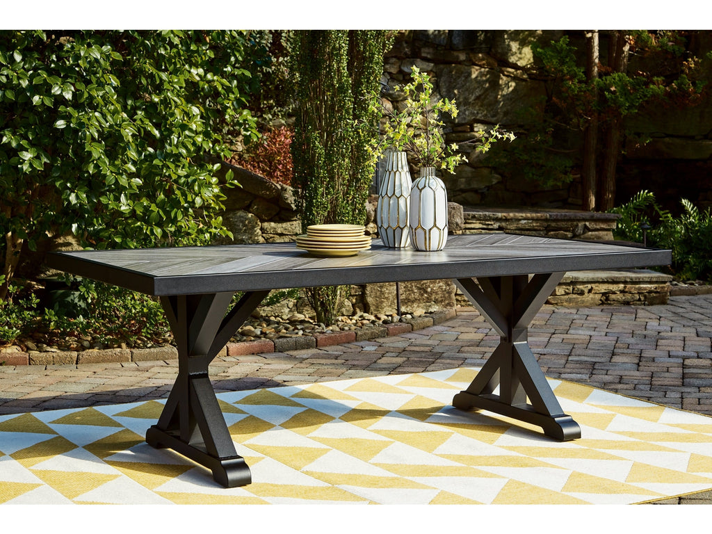 Beachcroft Black/Light Gray Outdoor Dining Table