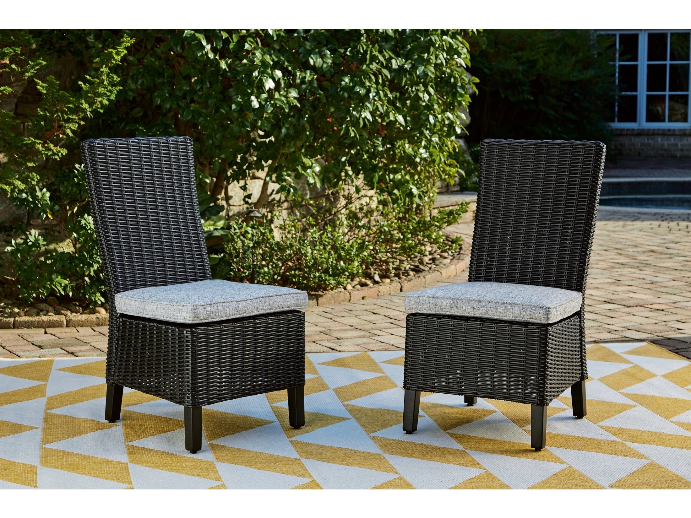 Beachcroft Black/Light Gray Outdoor Side Chair with Cushion (Set of 2)