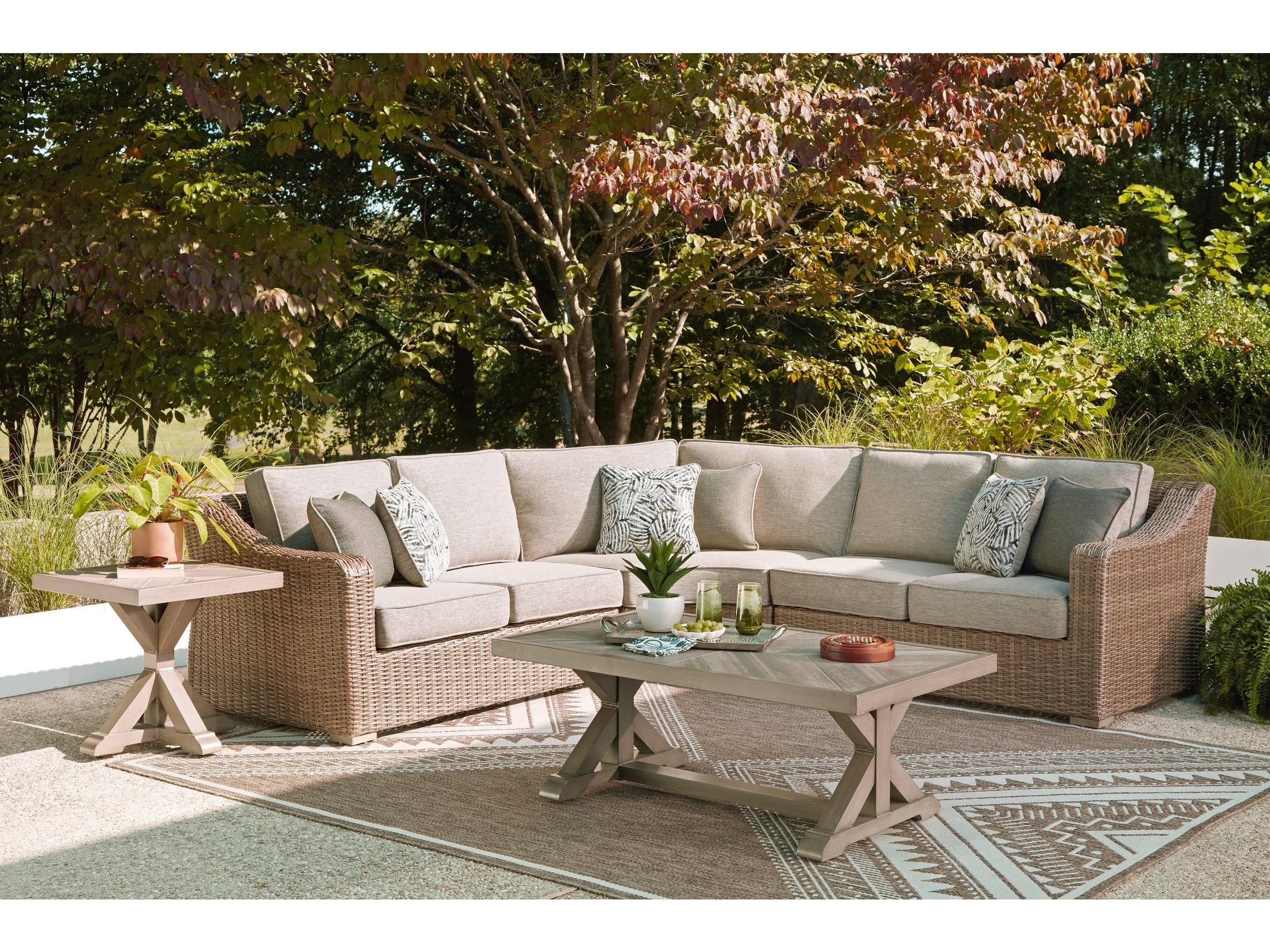 Beachcroft New Beige 3-Piece Outdoor Sectional