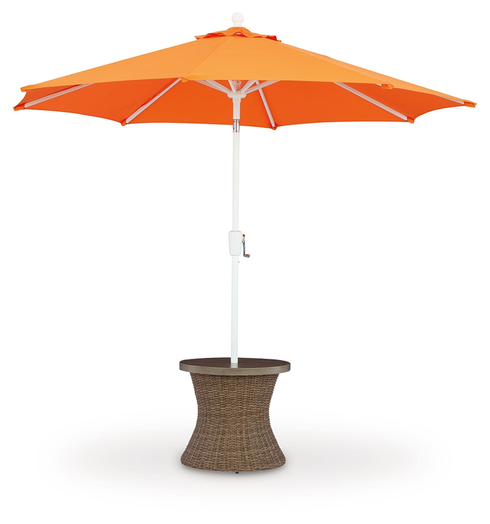 Beachcroft New Beige Outdoor End Table