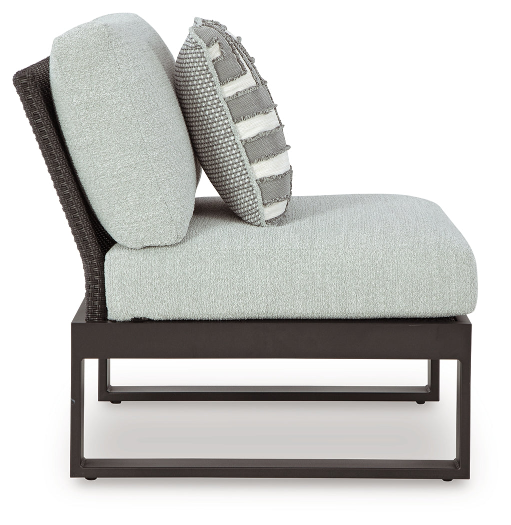 Beachloft Black/Gray 4-Piece Outdoor Sectional