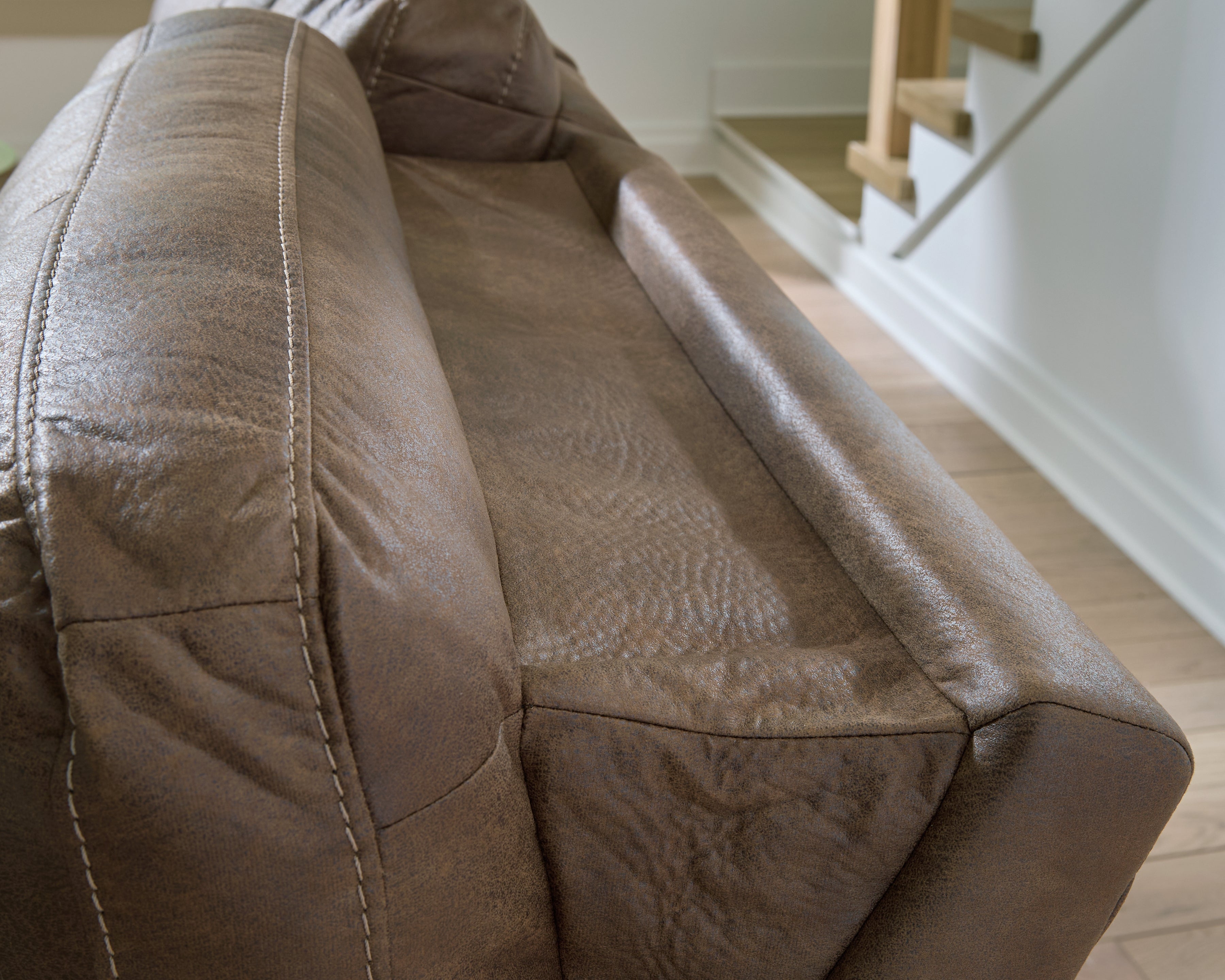 Beckley Place Earth PWR Recliner/ADJ Headrest