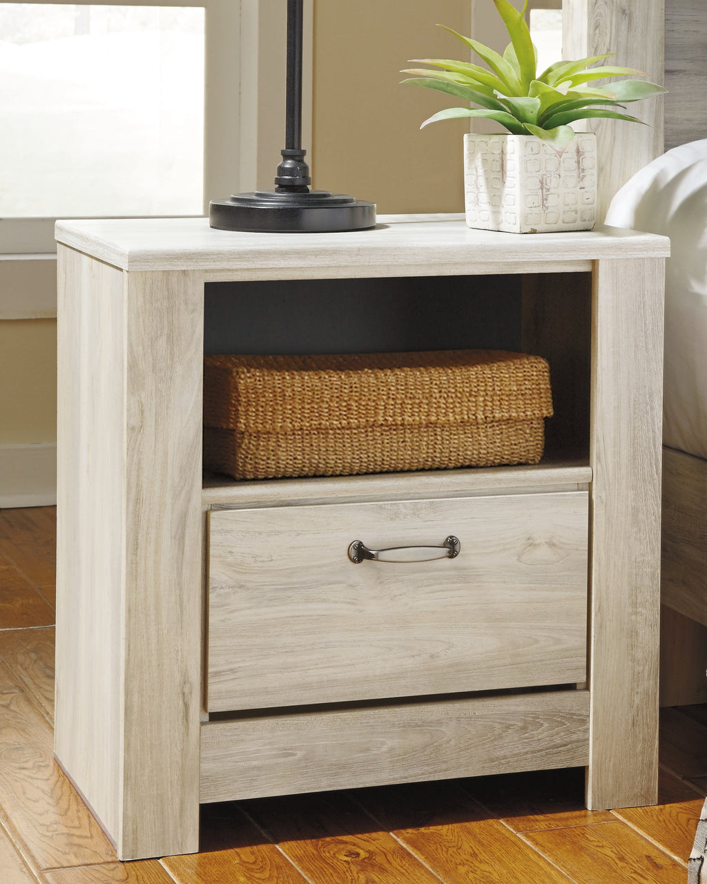 Bellaby Whitewash King Panel Bedroom Set