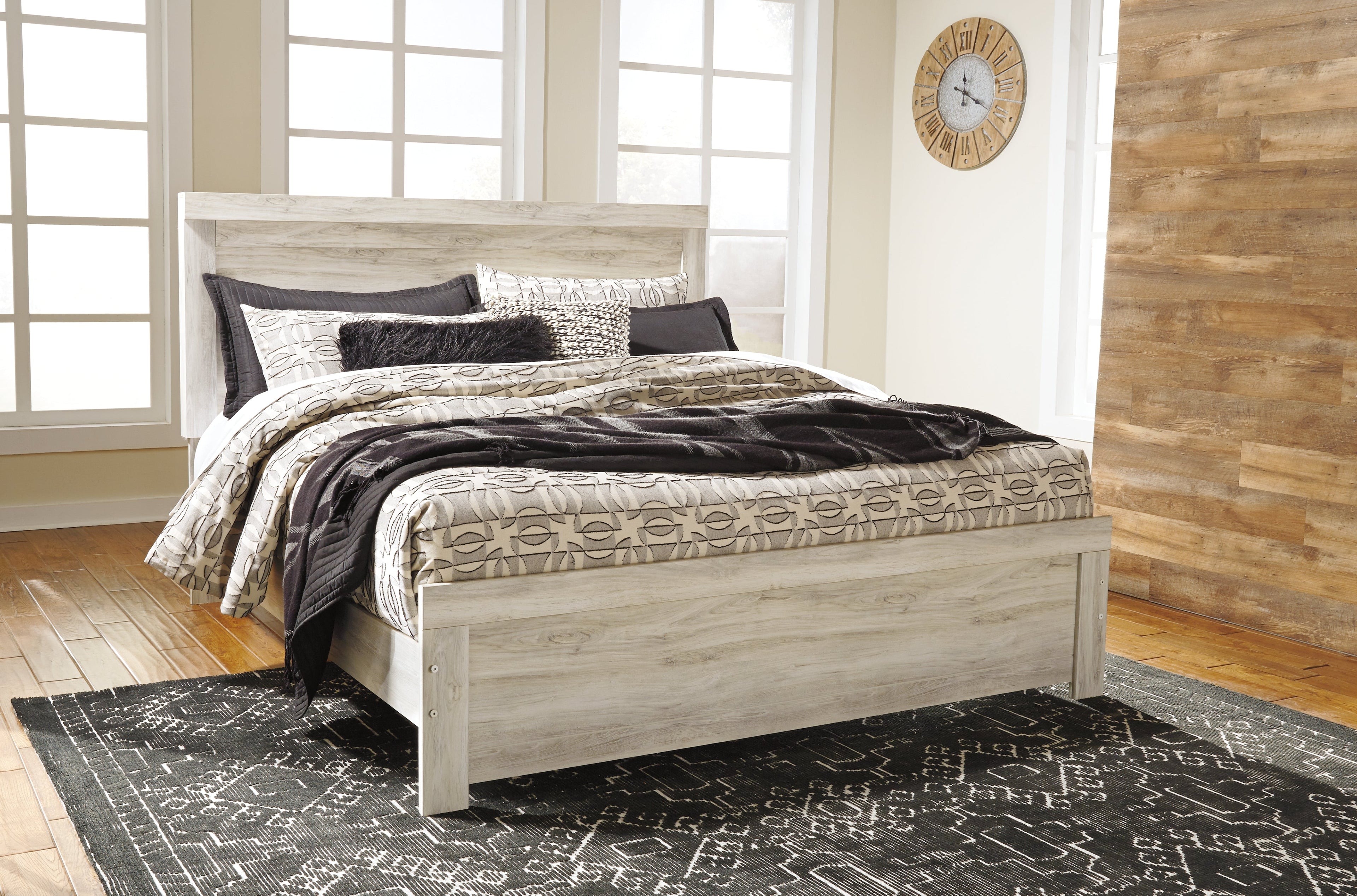 Bellaby Whitewash King Panel Bedroom Set