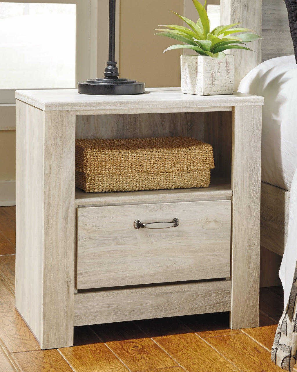 Bellaby Whitewash King Panel Bedroom Set