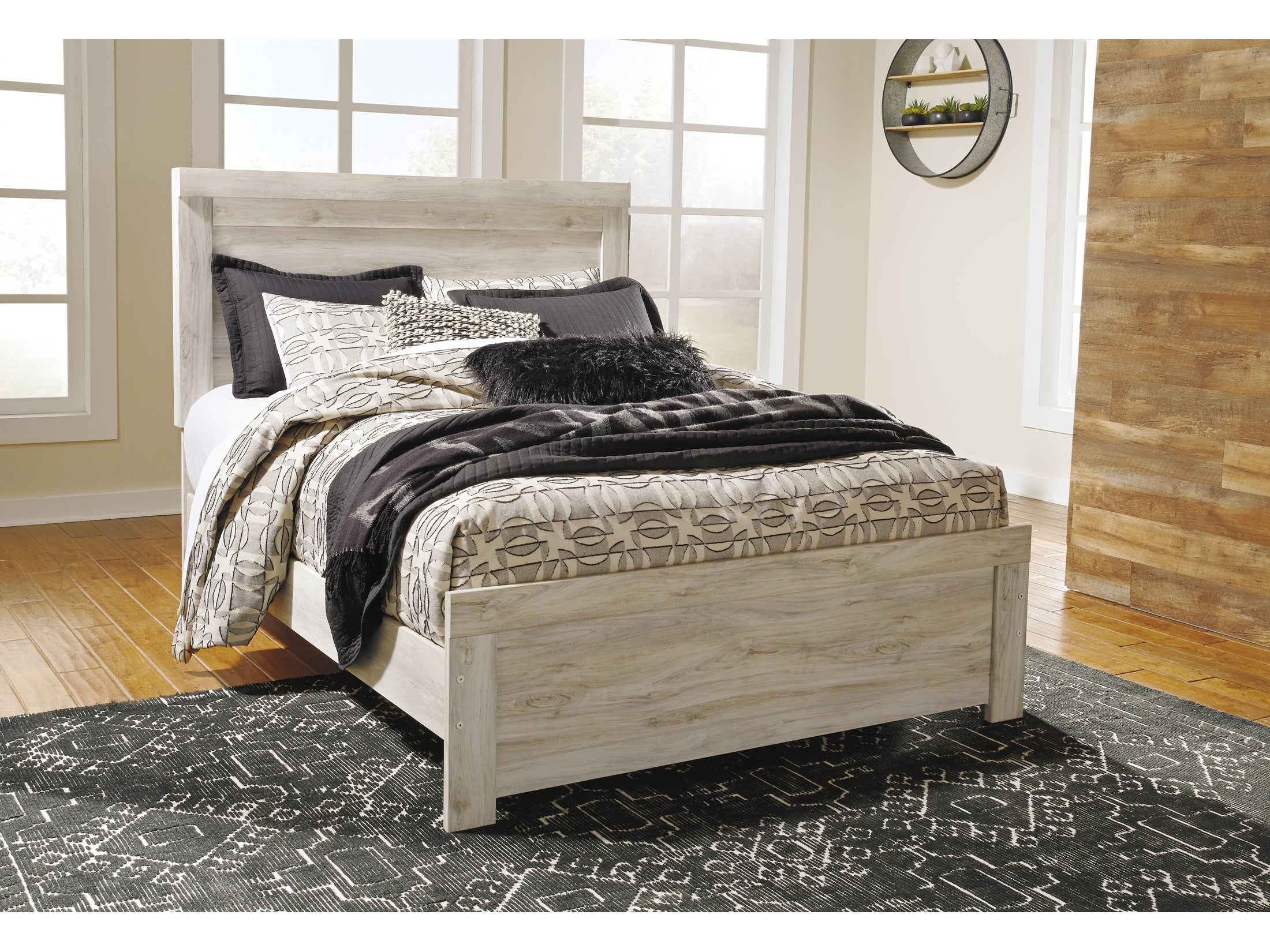 Bellaby Whitewash Queen Panel Bed
