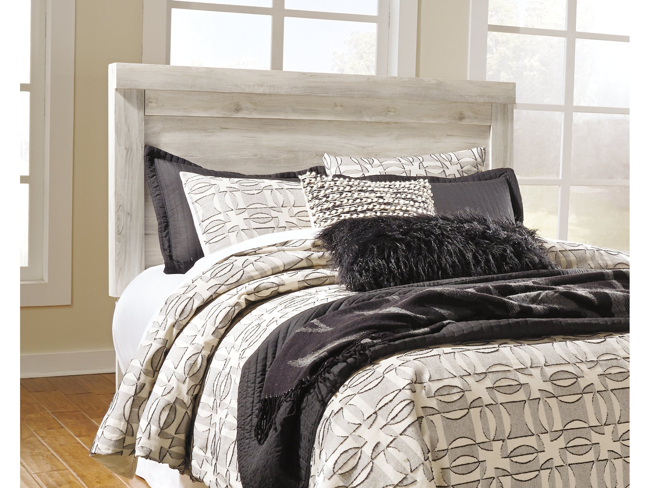 Bellaby Whitewash Queen Panel Headboard