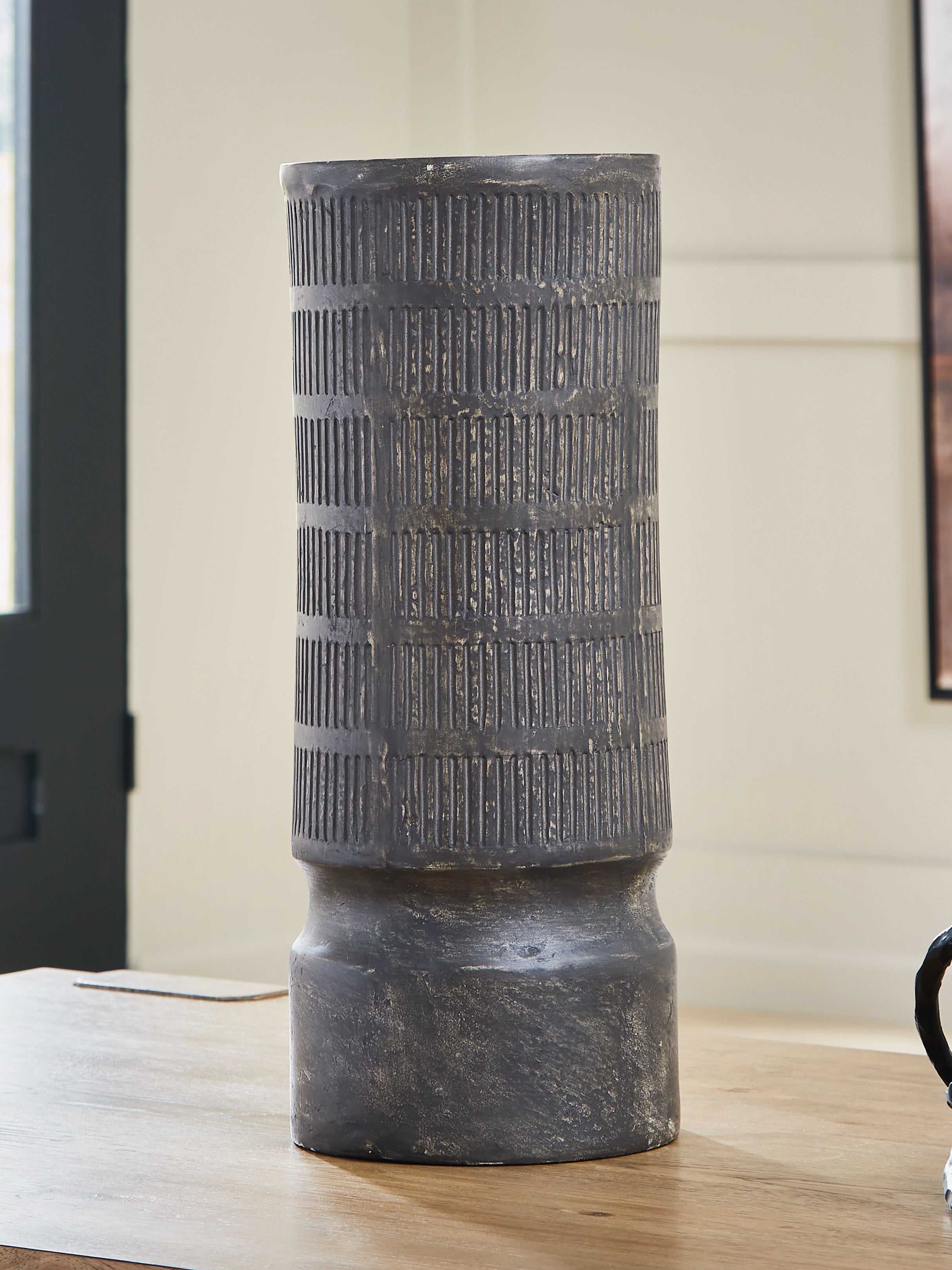Beninworth Antique Black Vase