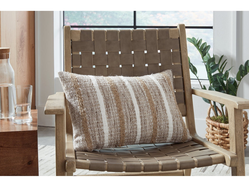 Benish Tan/Brown/White Pillow (Set of 4)