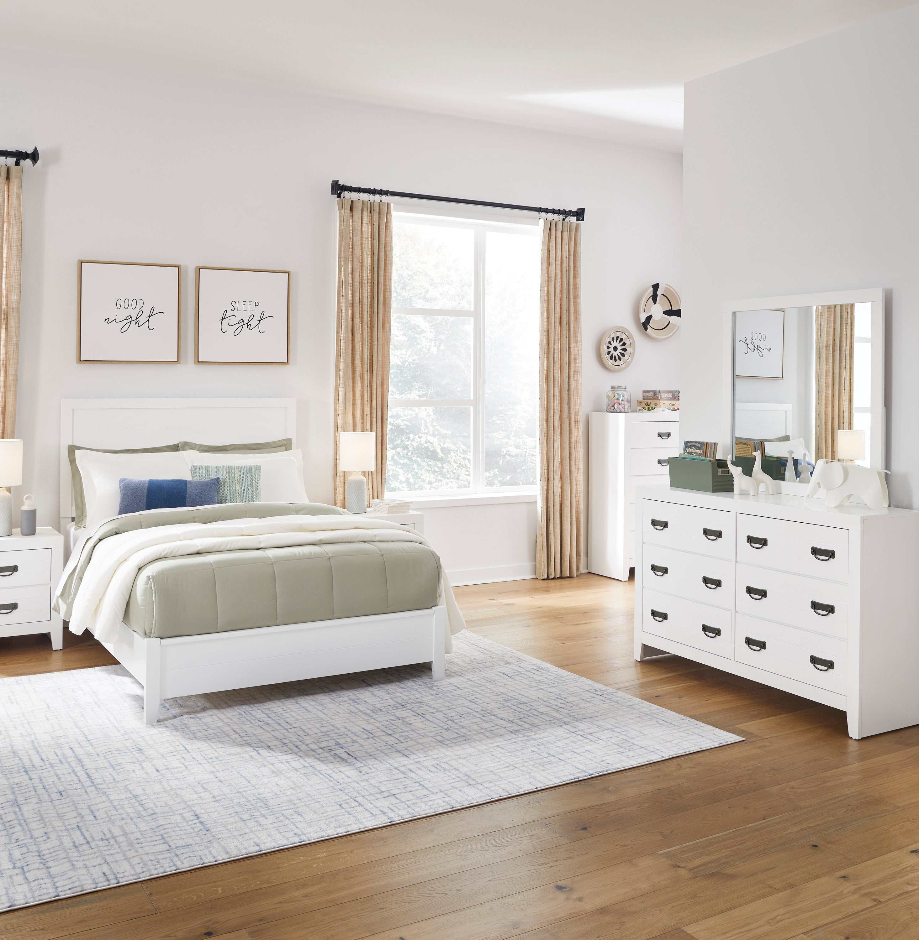 Binterglen White Full Panel Youth Bed