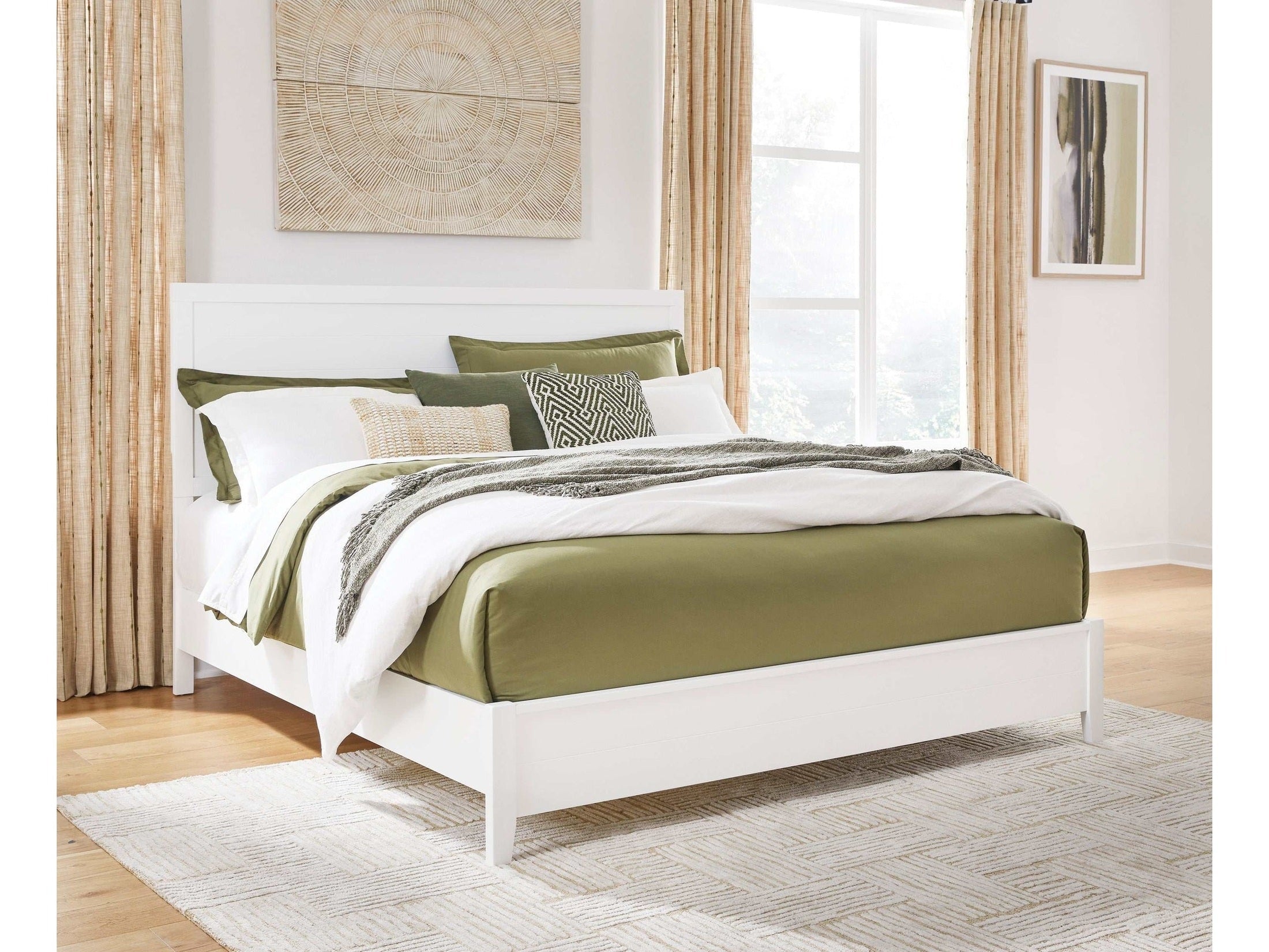 Binterglen White King Panel Bed