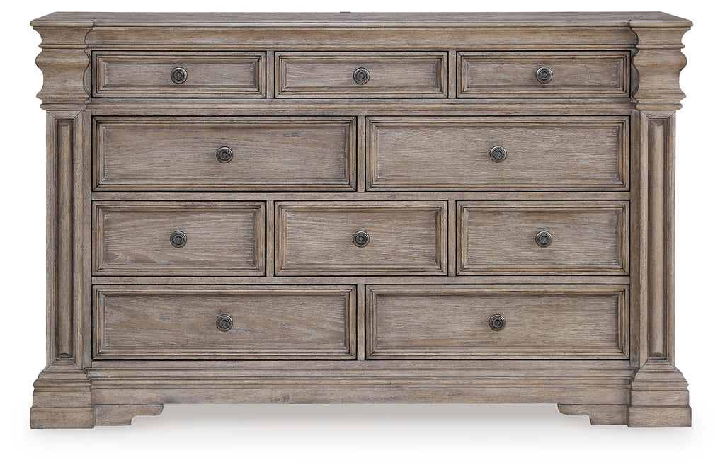 Blairhurst Light Grayish Cal. King Panel Bedroom Set, Brown