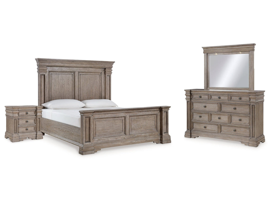 Blairhurst Light Grayish King Panel Bedroom Set, Brown