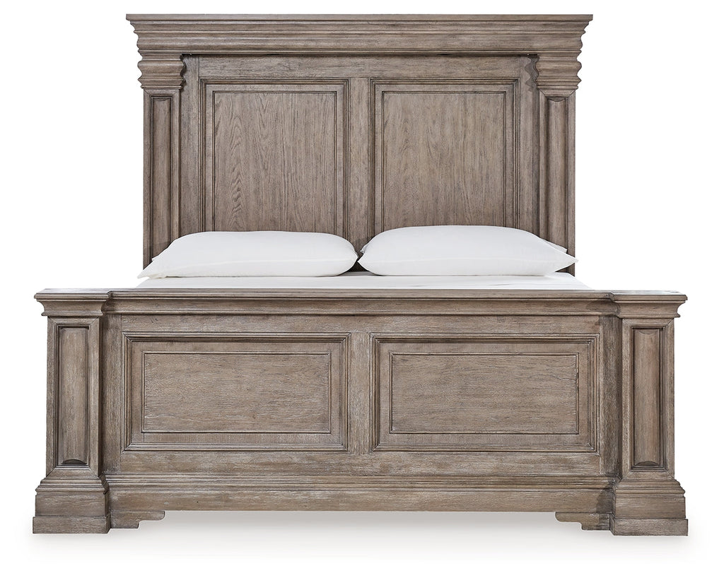 Blairhurst Light Grayish King Panel Bedroom Set, Brown