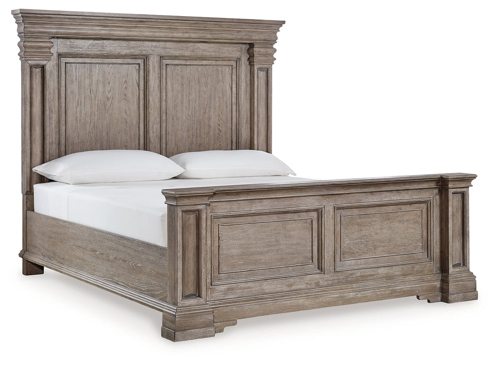 Blairhurst Light Grayish King Panel Bedroom Set, Brown