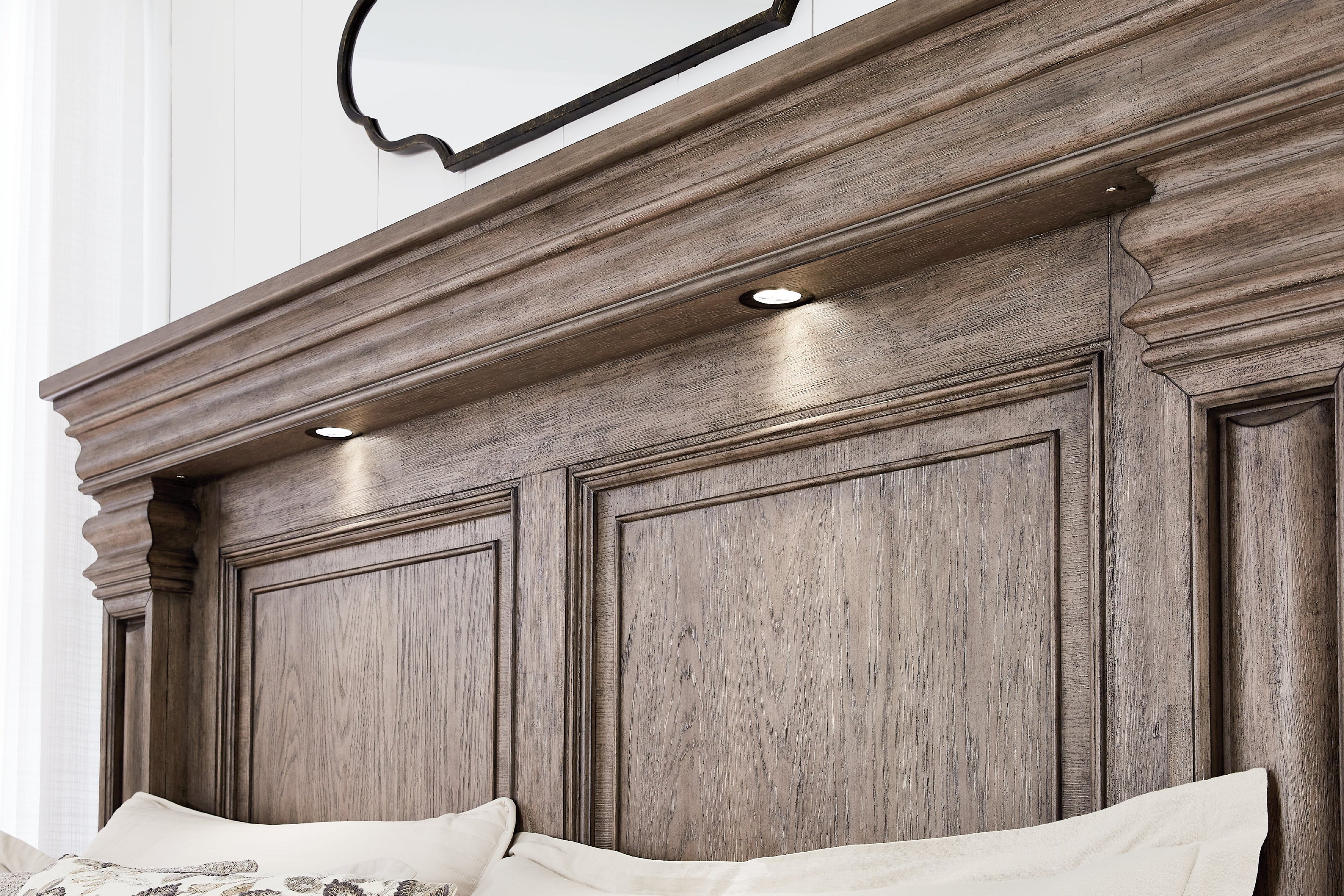 Blairhurst Light Grayish Brown Queen Panel Bed