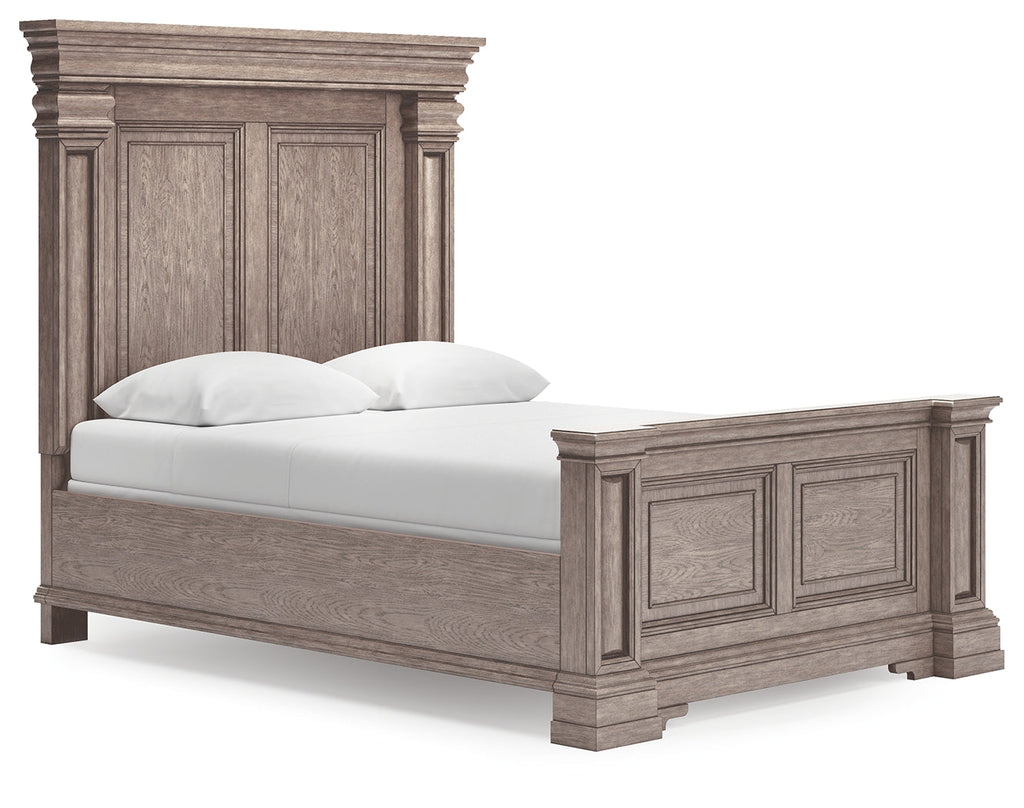 Blairhurst Light Grayish Queen Panel Bedroom Set, Brown