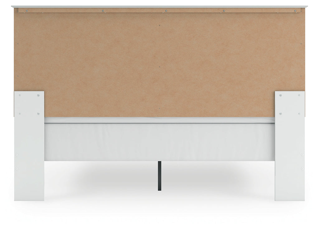 Bostwick Shoals King Panel Bed and Chest