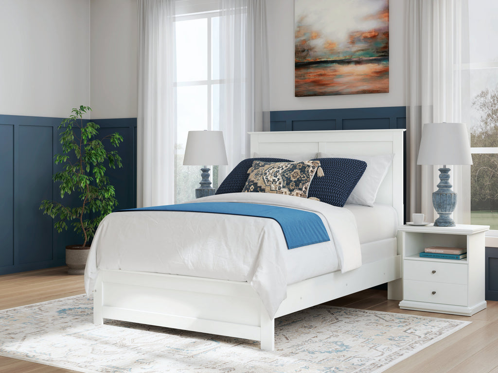 Bostwick Shoals White Full Panel Bed, Chest and 2 Nightstands