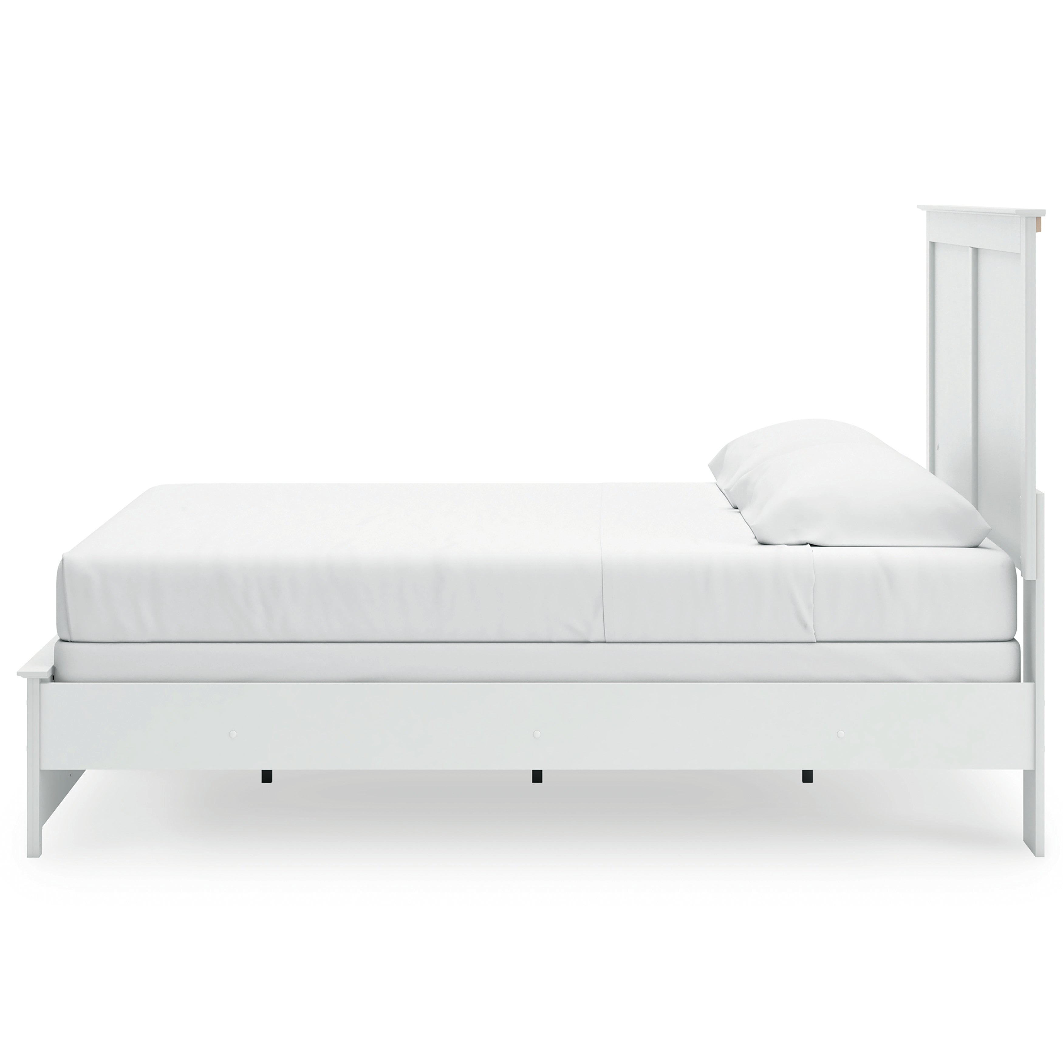 Bostwick Shoals King Panel Bed, Dresser, Mirror, Chest and Nightstand, White