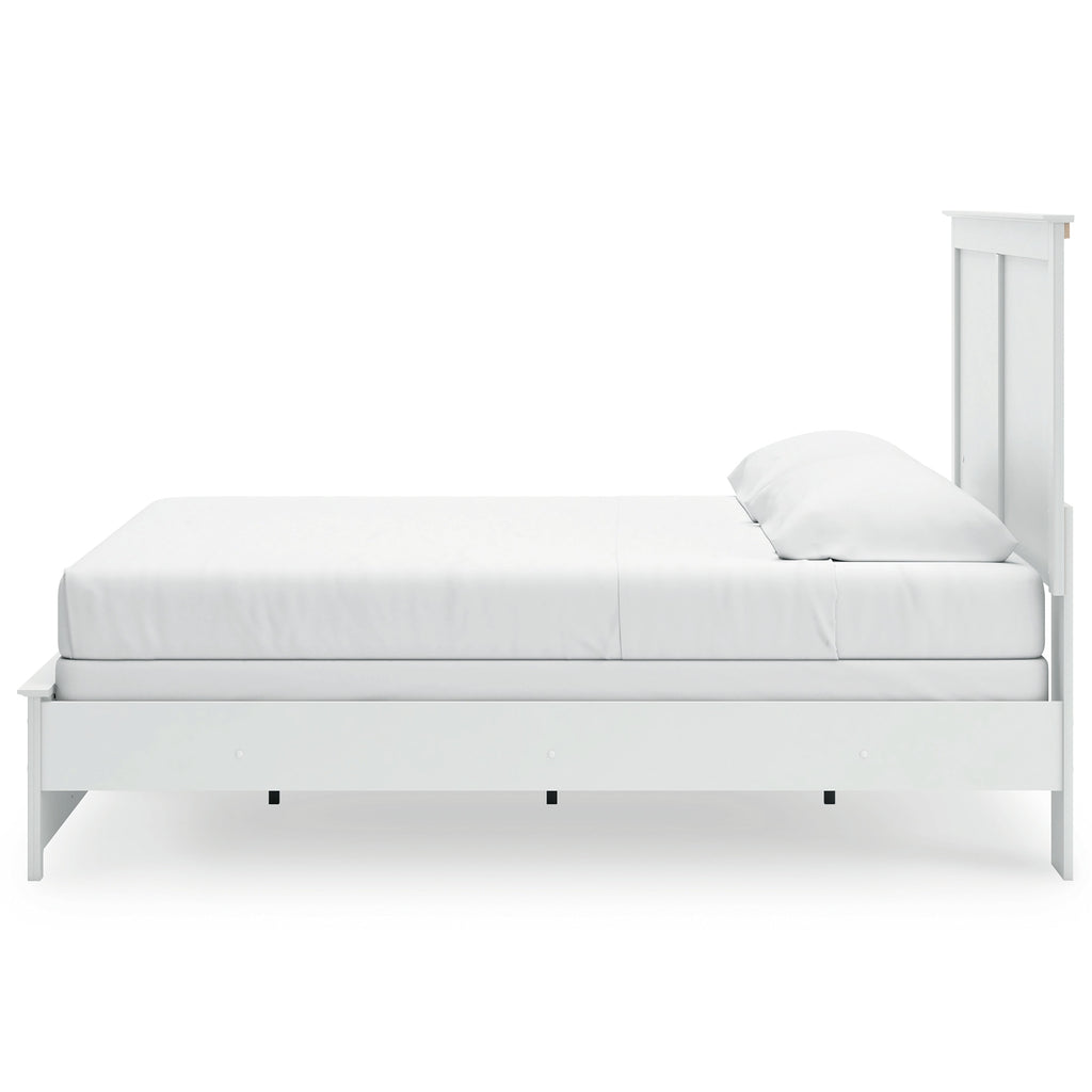 Bostwick Shoals White King Panel Bed, Chest and Nightstand
